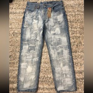 New Levi’s 38”x32” painted jeans 550 relaxed